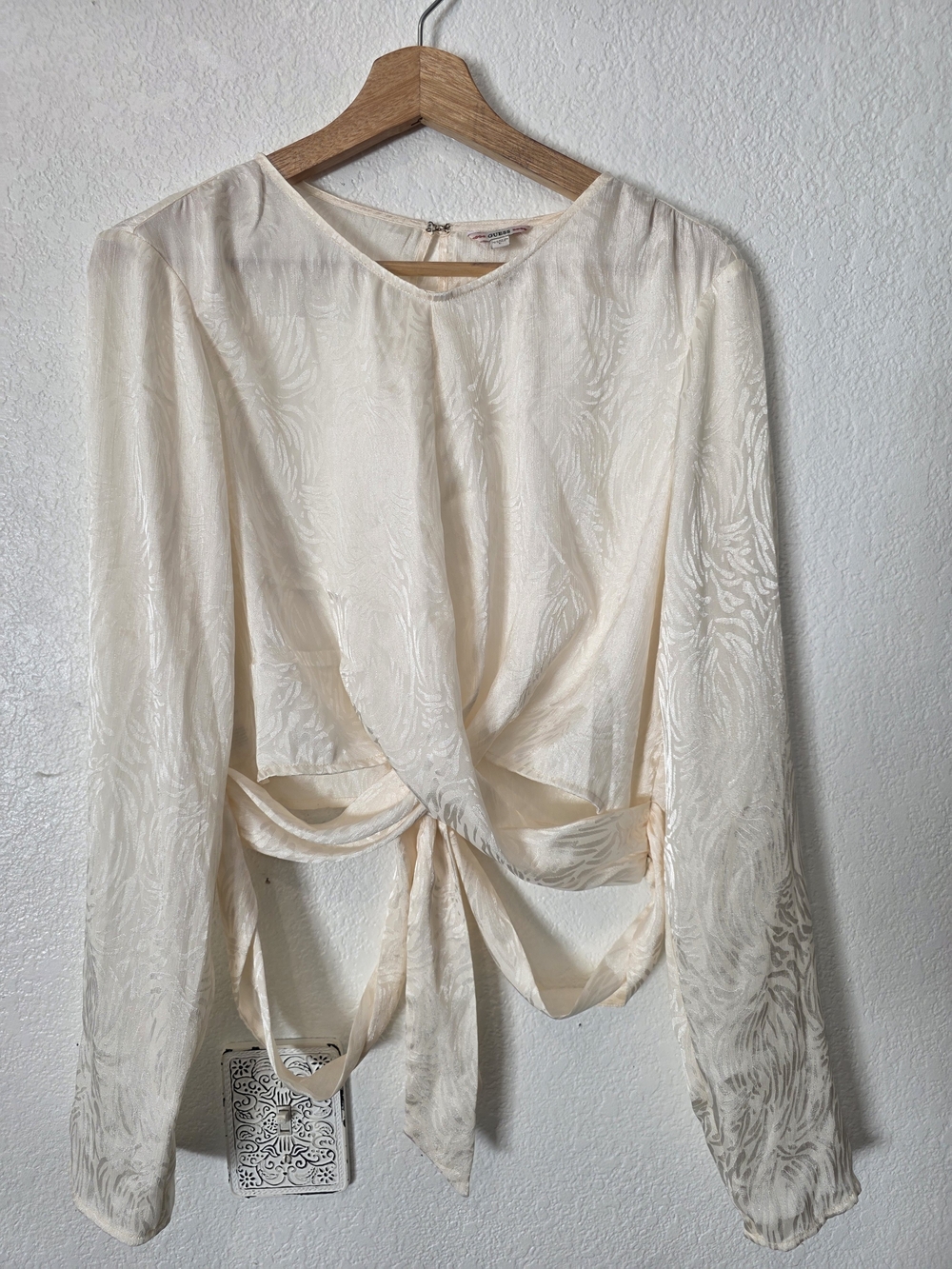 Vintage Guess Tie-Front Long Sleeve Blouse Going Out